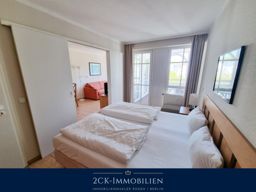 Schlafzimmer mit offenenTüren