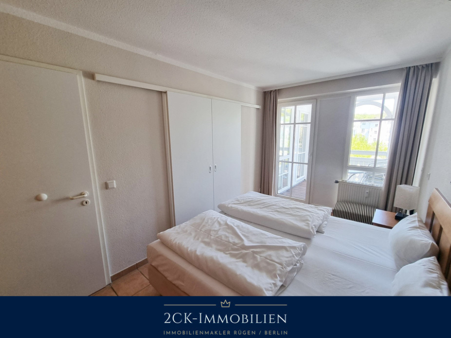 Schlafzimmer mit geschlossenen Türen
