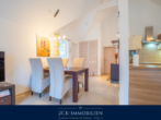 Essplatz - 2 Zimmer Premium Ferienwohnung in Glowe, strandnah, zwei Balkone, Sauna, Kamin, inkl. Stellplatz!