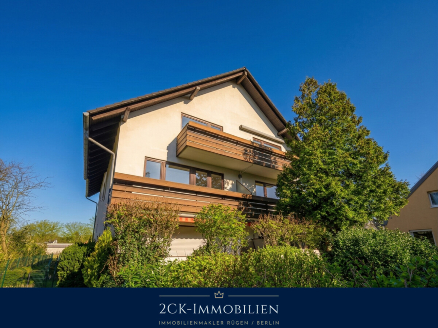 Gepflegte 2-Zimmer-Wohnung (65 m²) mit Südloggia und EBK in S-Bahn-Nähe, 12307 Berlin, 12307 Berlin, Etagenwohnung