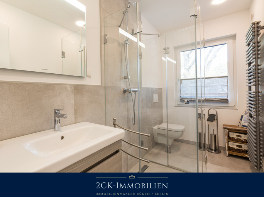 Duschbadezimmer OG