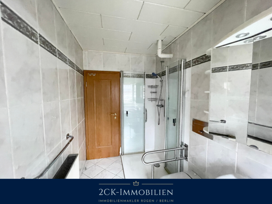 Badezimmer EG