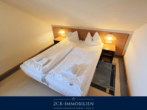 Schlafzimmer - Binzer Ferienglück: 2 Zimmer Dachgeschoßwohnung mit Balkon in Strandnähe, TG-Stellplatz inklusive!
