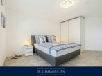Schlafzimmer I - Premiumhaus in Top-Lage von Göhren: Exklusives Massivhaus mit Einliegerwohnung zur Ferienvermietung!