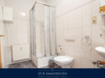 Badezimmer - stilvoll und zentral: 3-Zimmer-Ferienwohnung im Hochparterre, 88 m², großer Balkon, Stellplatz inkl.