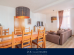 Wohn- Essbereich - stilvoll und zentral: 3-Zimmer-Ferienwohnung im Hochparterre, 88 m², großer Balkon, Stellplatz inkl.
