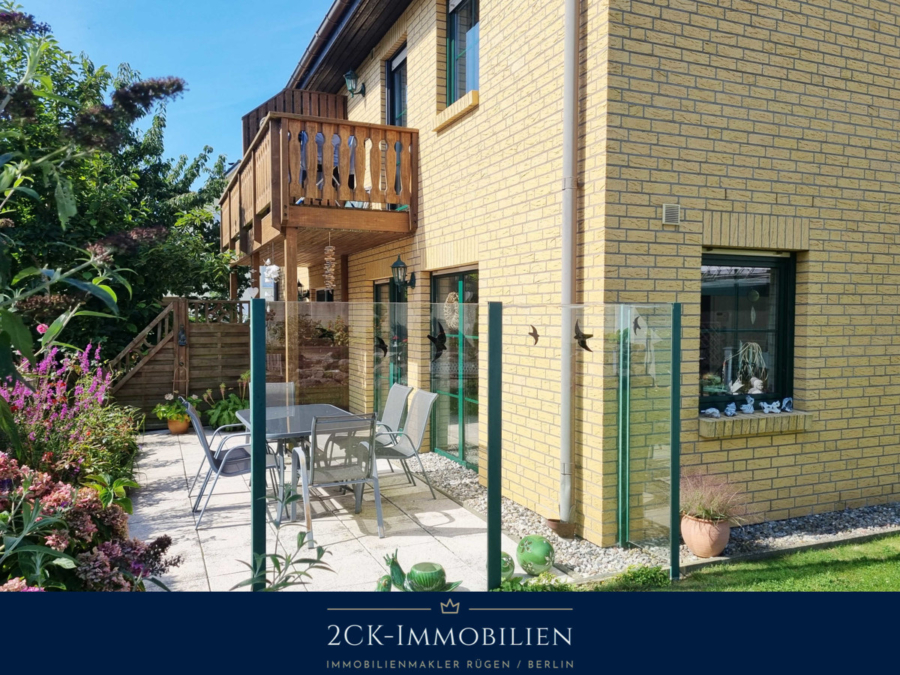 Terrasse II mit Windschutz