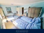 Schlafzimmer II mit Balkon6 (33) - Haus statt Wohnung: Ihr neuer 1. oder 2. Wohnsitz mit viel Platz und Carport im Ostseebad Göhren!