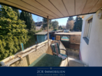 Blick in das Grundstück - Wenn die Schwiermutter mit muss! Zweifamilienhaus mit Garage und großem Grundstück in Lichtenrade!