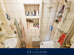 Badezimmer II - Wenn die Schwiermutter mit muss! Zweifamilienhaus mit Garage und großem Grundstück in Lichtenrade!