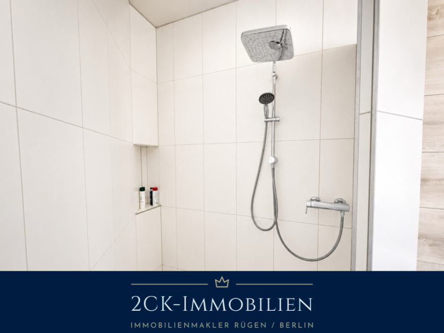 Groß (3 Bad EG 1)