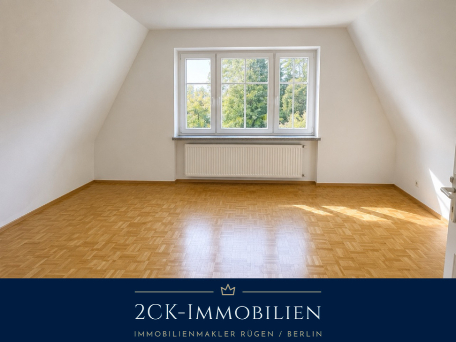 Groß (17 OG erstes Schlafzimmer )