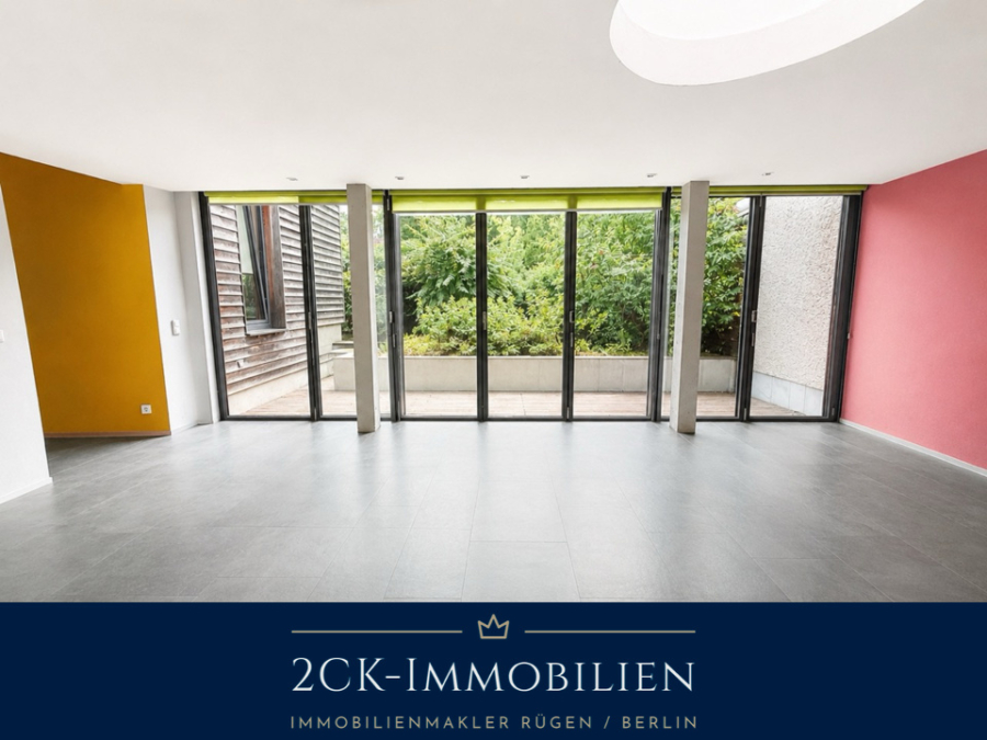 Groß (9 Wohnzimmer EG 2geschlossenes Fenster)