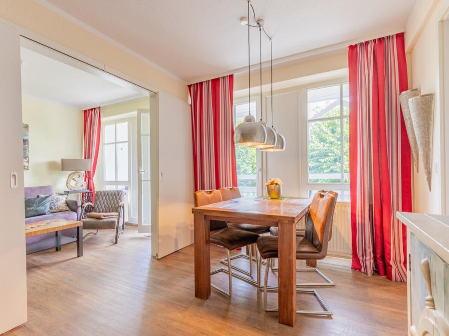2,5 Zimmer Ferien-Schmuckstück Bestlage im Seepark Sellin, 1. Etage, Tiefgaragenplatz inkusive!, 18586 Sellin, Etagenwohnung