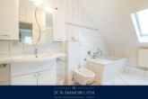 Einfamilienhaus: Dachgeschosswohnung +Einlieger- +Ferienwohnung im Ostseebad Thiessow am Meer! - Badezimmer DG Thiessow