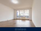 Wohnzimmer - 2 Zimmer Eigentumswohnung mit Balkon im Zentrum Ostseebad Göhren! Stellplatz inklusive!