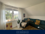 Baruth Eichengrund 12 (28) - Das kleine Schloß mit 5 Zimmern, 2 Bäder, Swimmingpool, Teich, Carport, 620 m² gepflegter Garten!