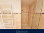 und Dusche - 125m² DHH im Ostseebad Baabe, 5 Zimmer, Top-Ausstattung, zwei Bäder, Kamin! Seeblick inklusive!