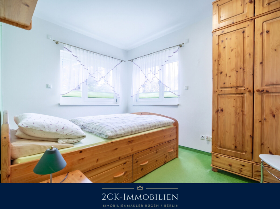 Schlafzimmer I EG