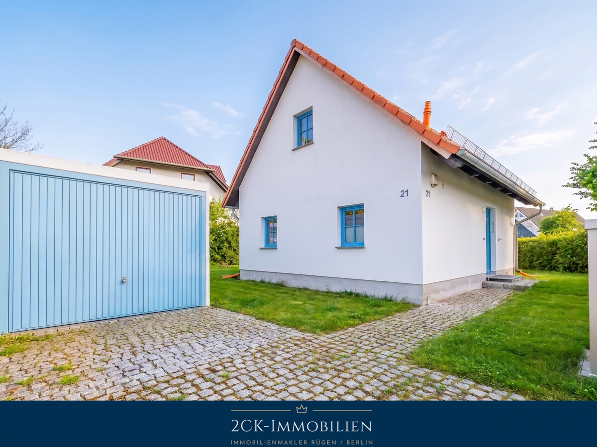 Garage und Stellplatz