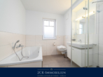 Bade mit Badewanne