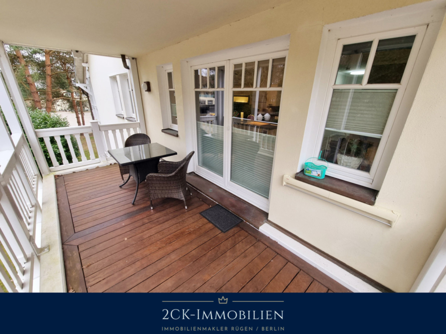 großer Balkon
