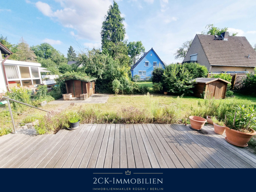 Sonnenbaden aufv der Terrasse