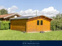mit Gartenhaus