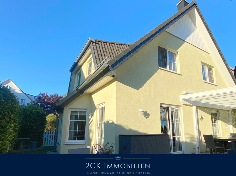 Familienfreundliches Smart Home mit Garage in Berlin-Lichtenrade – Wohnen, wie Sie es sich wünschen!, 12305 Berlin, Einfamilienhaus