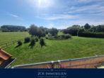 in den Garten - Attraktive 54 m² 2-Zimmer-Wohnung in erholsamer und naturnaher Lage in Volsvitz/Gingst, auf Rügen!