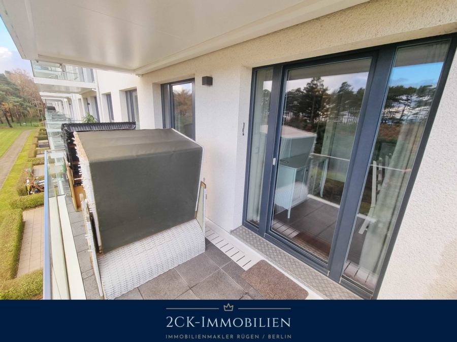 Balkon mit 2! Strandkörben