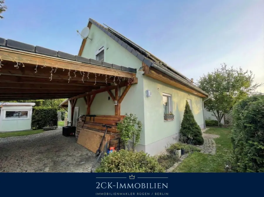 Modernes Niedrigenergiehaus mit viel Platz für die Familie, plus Ausbaureserve, Pool, PV & Kamin!, 15827 Mahlow, Einfamilienhaus