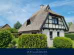 Ferienhaus - Reetferienhaus für Erholungssuchende, direkt an der Küste, Idylle, Ruhe, nur 550 m zum Ostseestrand!