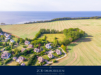 Goos 21 aus der Luft (5) - Reetferienhaus für Erholungssuchende, direkt an der Küste, Idylle, Ruhe, nur 550 m zum Ostseestrand!