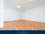 Raum II - 76m² Büro/Praxis/Lager im Seepark Sellin – Sofort frei, EG, 3 Eingänge, Teeküche & WC!