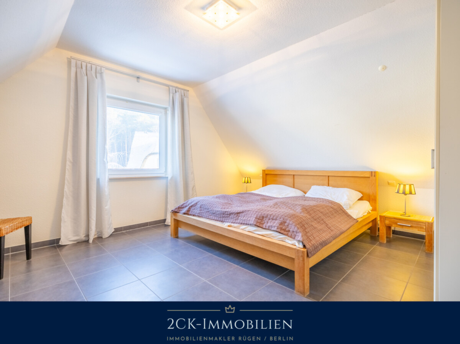 Schlafzimmer II