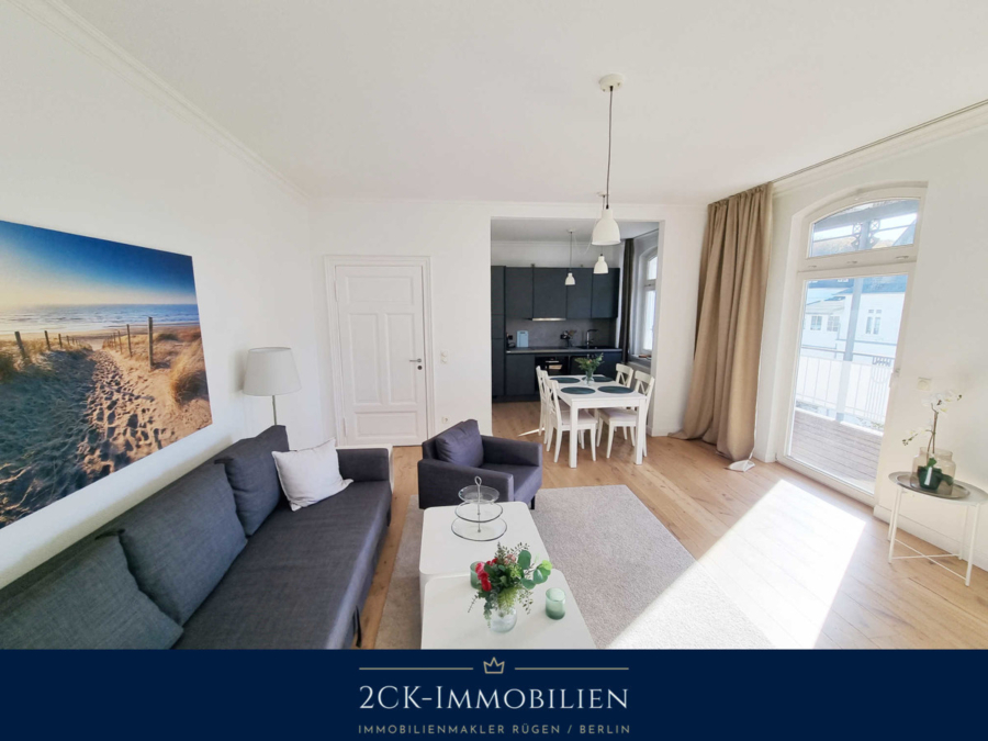 Wohnzimmer mit Essbereich