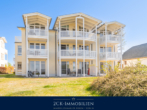 Gebäudeansicht - Meerblick ohne Umwege: 2 Zimmer Ferienwohnung im Ostseebad Göhren, Stellplatz inklusive!