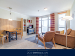 Göhren Wohn- Essbereich(3) - Meerblick ohne Umwege: 2 Zimmer Ferienwohnung im Ostseebad Göhren, Stellplatz inklusive!
