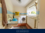 Waschraum - Einfamilienhaus auf zwei Ebenen mit großem, pflegeleichten Garten, Wintergarten, Terrasse, Garage!