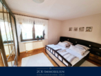Schlafzimmer - Einfamilienhaus auf zwei Ebenen mit großem, pflegeleichten Garten, Wintergarten, Terrasse, Garage!