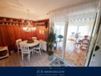 Übergang Wintergarten - Einfamilienhaus auf zwei Ebenen mit großem, pflegeleichten Garten, Wintergarten, Terrasse, Garage!