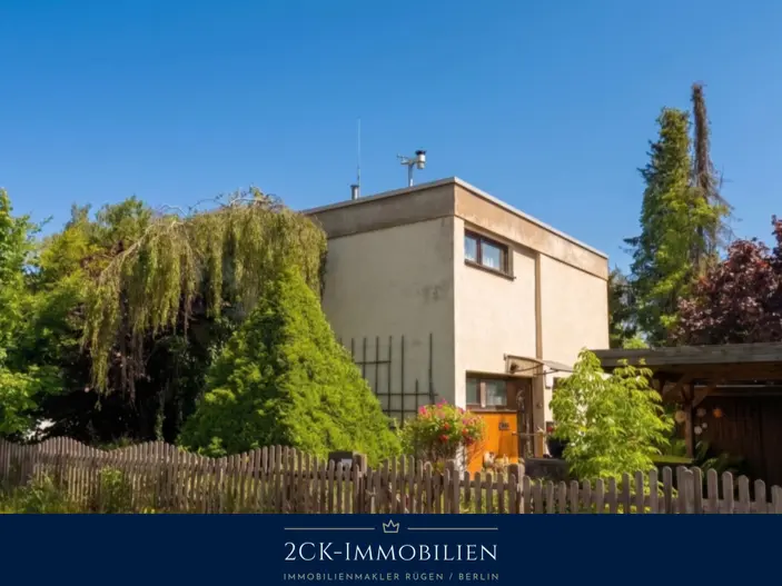 Freistehendes Einfamilienhaus 114m² mit Garten & Vollkeller in Berlin-Wannsee, 14109 Berlin, Einfamilienhaus